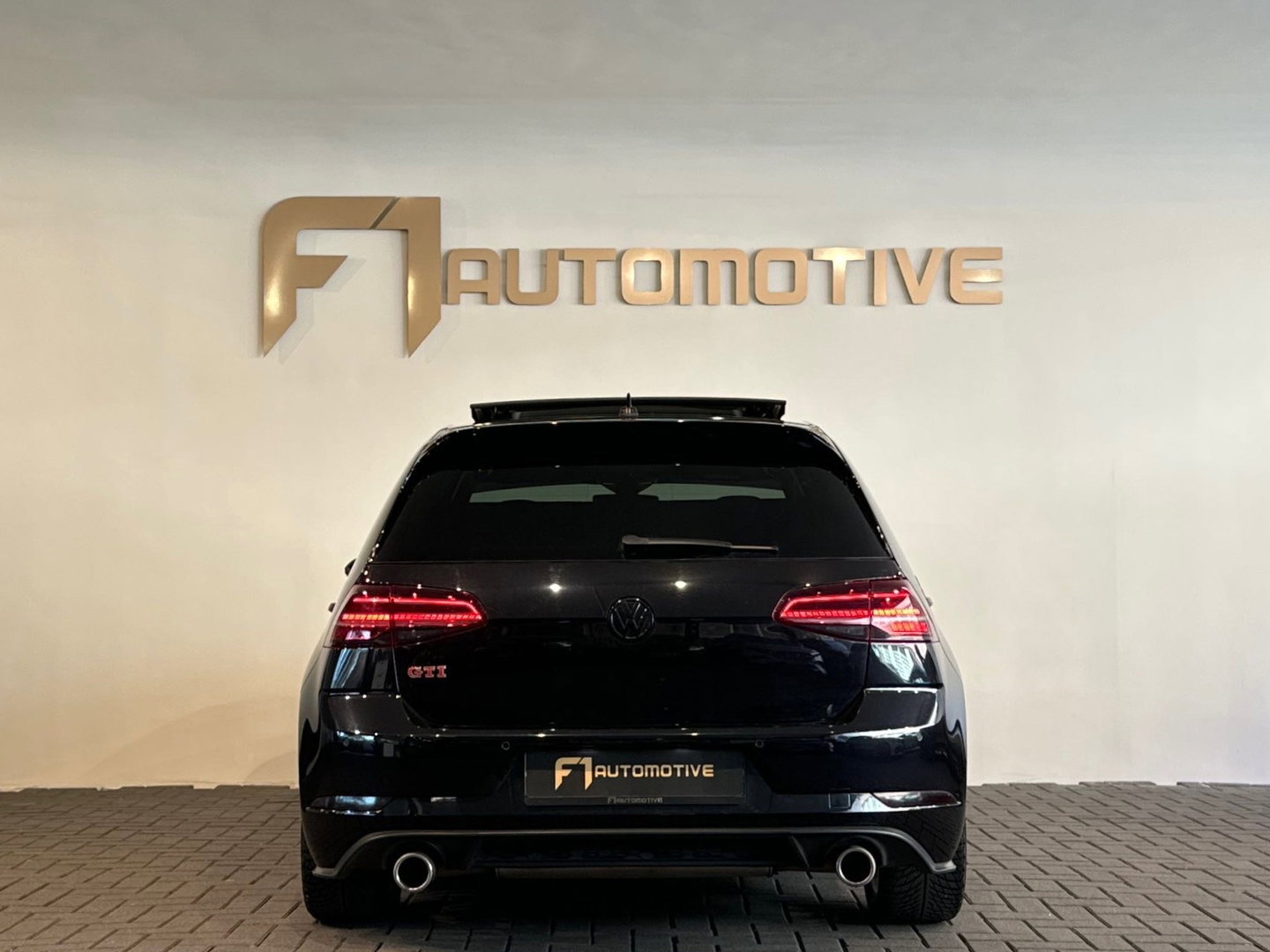 Volkswagen Golf 2.0 TSI GTI Performance Pano|Key|Dynaudi|DCC