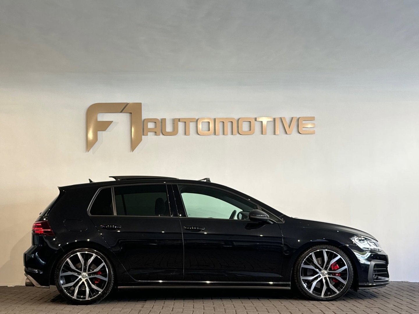 Volkswagen Golf 2.0 TSI GTI Performance Pano|Key|Dynaudi|DCC