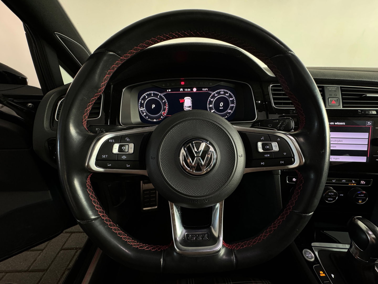 Volkswagen Golf 2.0 TSI GTI Performance Pano|Key|Dynaudi|DCC