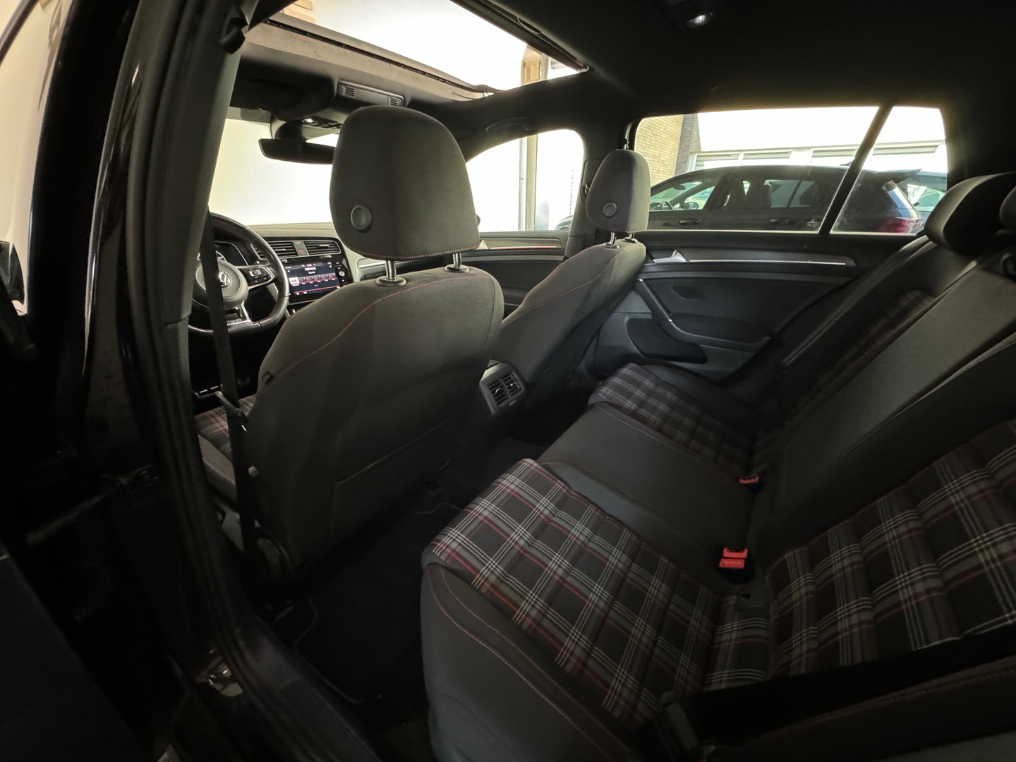 Volkswagen Golf 2.0 TSI GTI Performance Pano|Key|Dynaudi|DCC