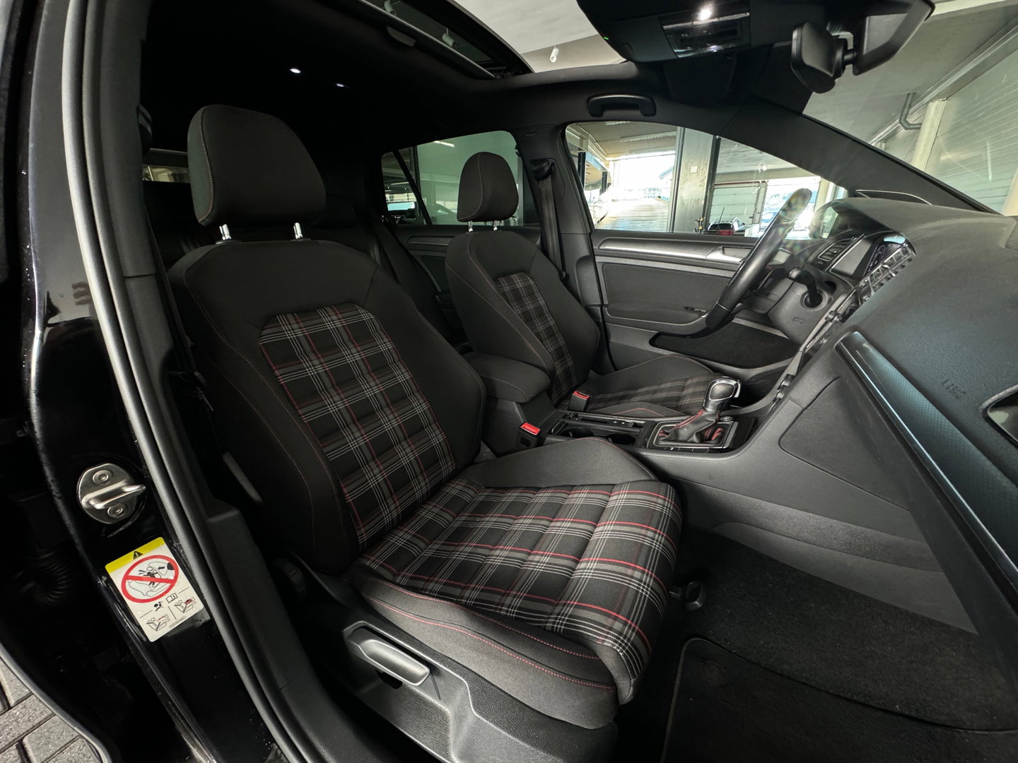 Volkswagen Golf 2.0 TSI GTI Performance Pano|Key|Dynaudi|DCC