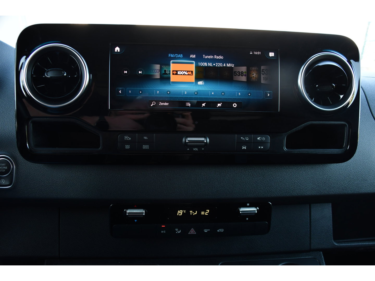 Mercedes-Benz Sprinter 317 1.9 CDI L2H2 RWD PB Edition Cruise, 360 Camera, Carplay, 2 x Schuifdeur, LED, Stoelverwarming, Clima, 170, Automaat, Uniek!