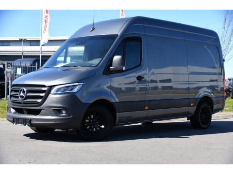 Mercedes-Benz Sprinter 319 V6 3.0 CDI L2H2 PB Edition MARGE! Adaptieve Cruise, Camera, Carplay, 190pk, LED, Stoelverwarming, Multimedia, Automaat, Uniek!