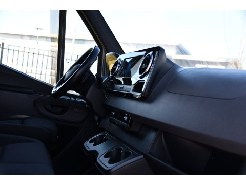 Mercedes-Benz Sprinter 319 V6 3.0 CDI L2H2 PB Edition MARGE! Adaptieve Cruise, Camera, Carplay, 190pk, LED, Stoelverwarming, Multimedia, Automaat, Uniek!