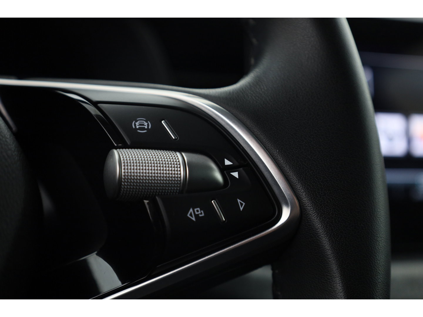 Škoda Kamiq 1.5 TSI ACT Sport 150pk | Digi. Cockpit | Camera | Stoelverw. | PDC | Apple CarPlay | All Seasons | 17'' | Cruise |