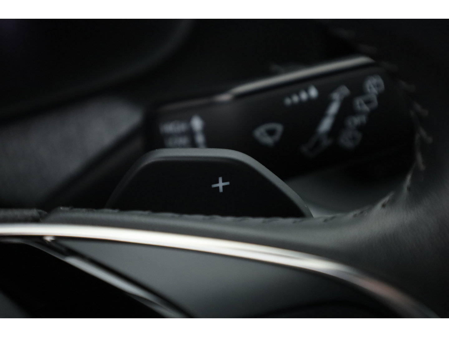 Škoda Kamiq 1.5 TSI ACT Sport 150pk | Digi. Cockpit | Camera | Stoelverw. | PDC | Apple CarPlay | All Seasons | 17'' | Cruise |