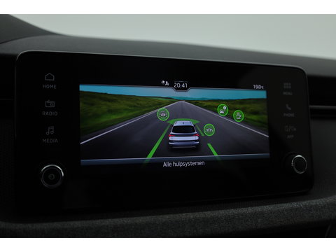 Škoda Kamiq 1.5 TSI ACT Sport 150pk | Digi. Cockpit | Camera | Stoelverw. | PDC | Apple CarPlay | All Seasons | 17'' | Cruise |