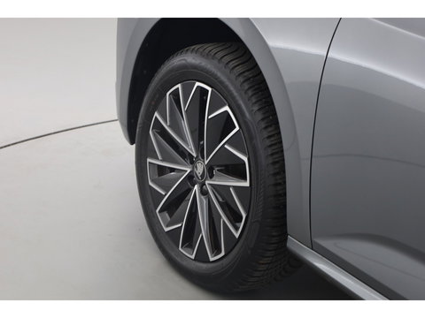 Škoda Kamiq 1.5 TSI ACT Sport 150pk | Digi. Cockpit | Camera | Stoelverw. | PDC | Apple CarPlay | All Seasons | 17'' | Cruise |