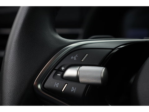 Škoda Kamiq 1.5 TSI ACT Sport 150pk | Digi. Cockpit | Camera | Stoelverw. | PDC | Apple CarPlay | All Seasons | 17'' | Cruise |