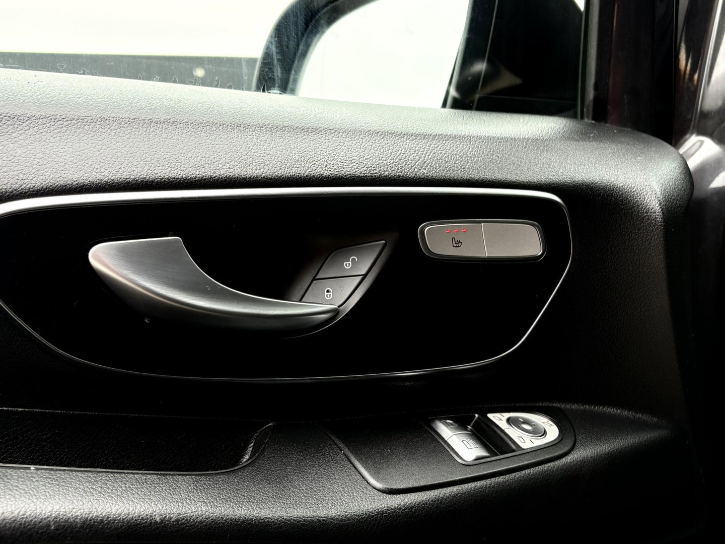 Mercedes-Benz Vito 119 CDI L3 DC XXL | EXTRA LANG | LED | AUT | 190PK | 2x SCHUIFD