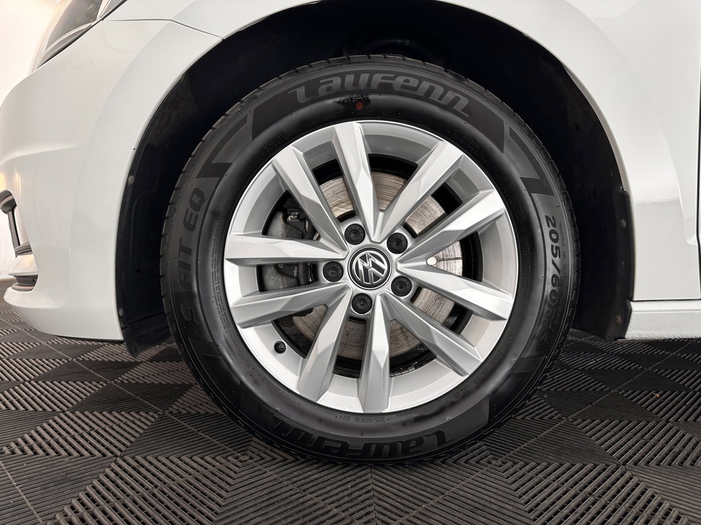 Volkswagen Touran 1.2 TSI Connected Series *NAVI-FULLMAP | HEATED-COMFORTSEATS | PRIVACY-GLASS | DAB | ECC | PDC | CRUISE | 16''ALU*