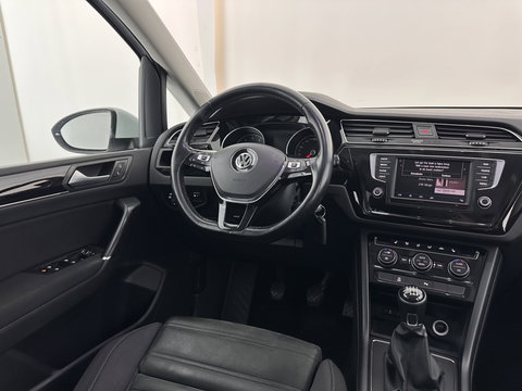 Volkswagen Touran 1.2 TSI Connected Series *NAVI-FULLMAP | HEATED-COMFORTSEATS | PRIVACY-GLASS | DAB | ECC | PDC | CRUISE | 16''ALU*