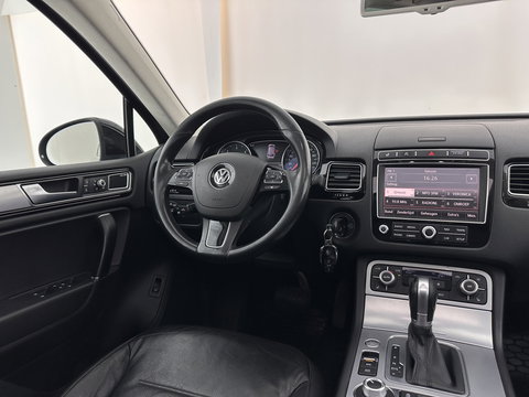Volkswagen Touareg 3.0 TDI Highline Aut. *PANO | LEATHER | BI-XENON | TOPVIEW | BLINDSPOT | DYNAUDIO | AIR-SUSPENSION | NAVI-FULLMAP | PRIVACY-GLASS | SHIFTPADDLES | ADAPTIVE-CRUISE | ECC | TOWBAR | PDC | 20''ALU*