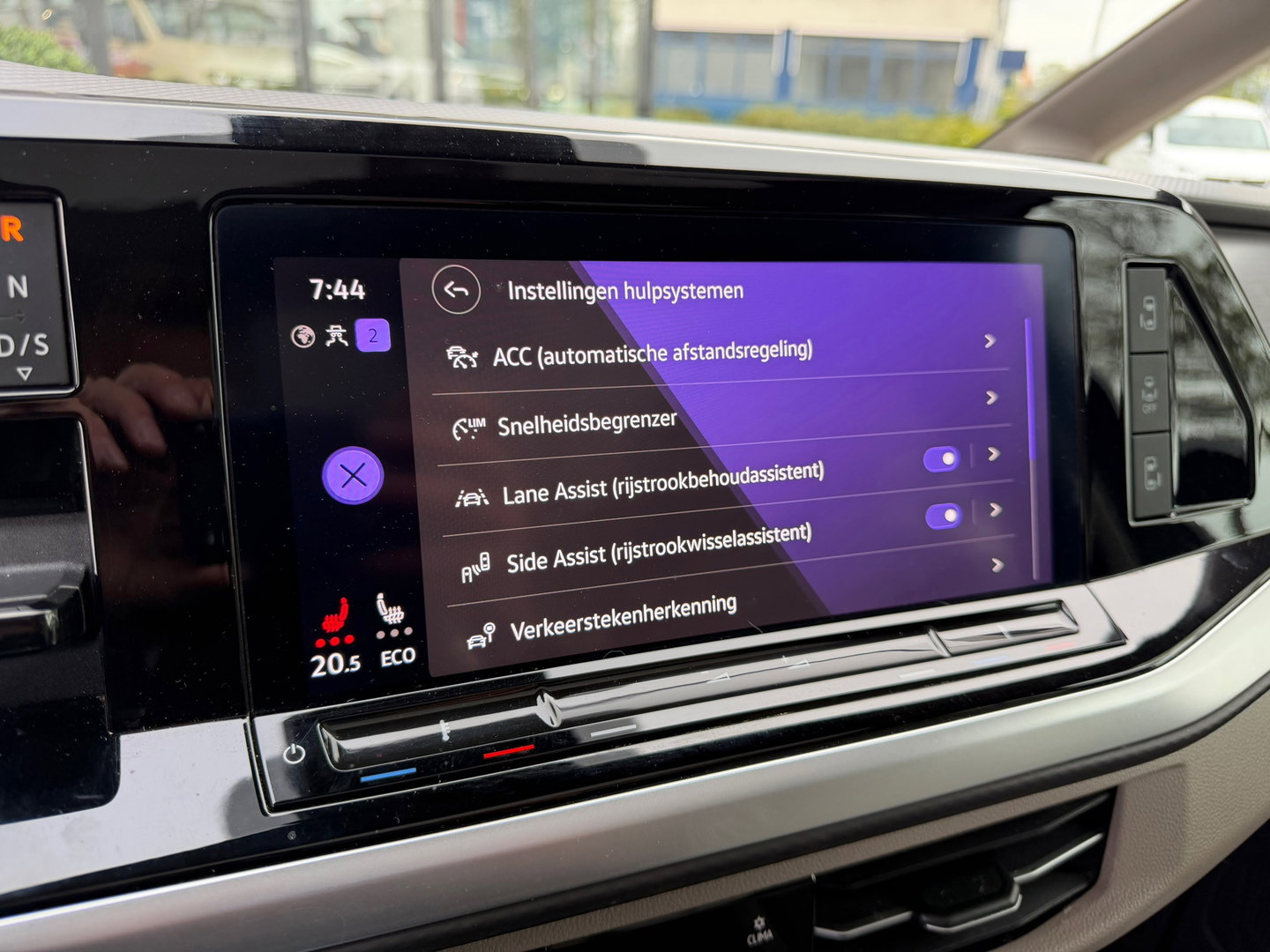 Volkswagen Multivan 1.4 eHybrid L2H1 Lang Pano|Massage|IQ-lights|Memory|ACC|Carplay|Camera