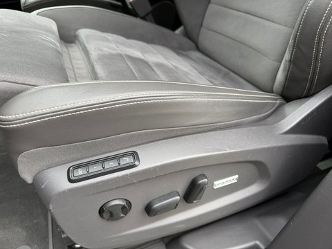 Volkswagen Multivan 1.4 eHybrid L2H1 Lang Pano|Massage|IQ-lights|Memory|ACC|Carplay|Camera