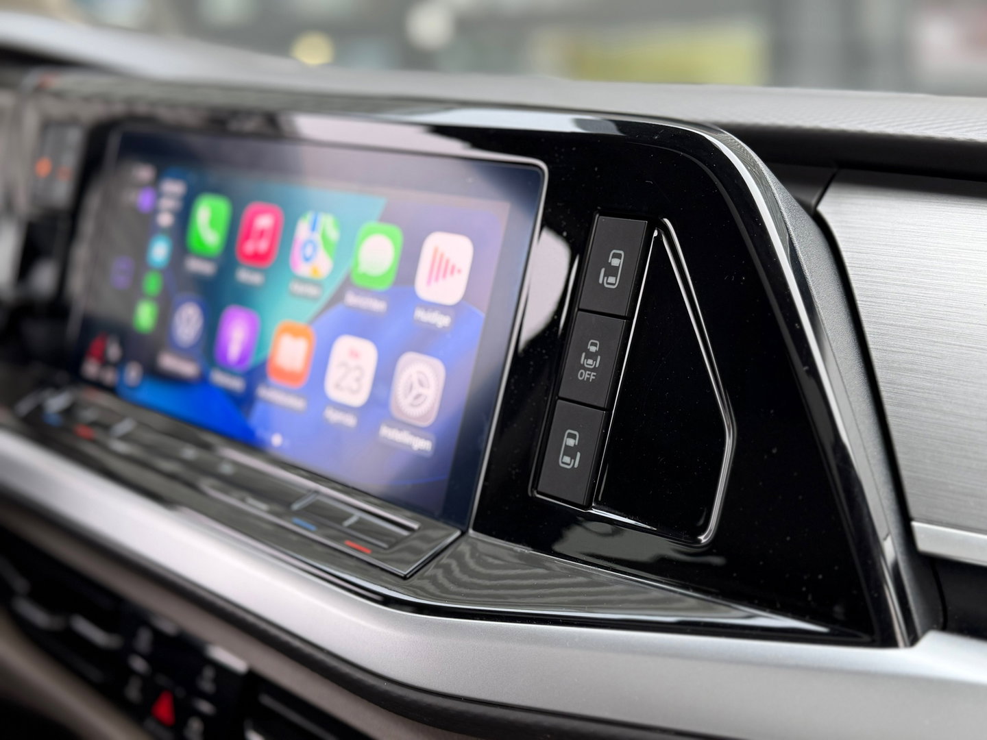 Volkswagen Multivan 1.4 eHybrid L2H1 Lang Pano|Massage|IQ-lights|Memory|ACC|Carplay|Camera