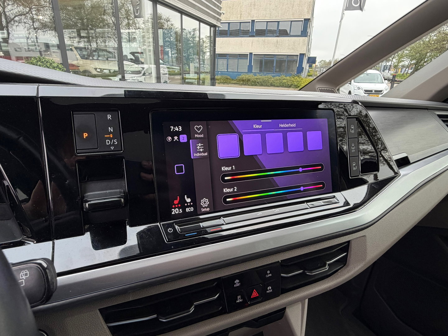 Volkswagen Multivan 1.4 eHybrid L2H1 Lang Pano|Massage|IQ-lights|Memory|ACC|Carplay|Camera