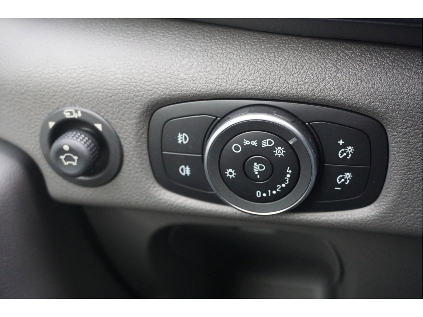 Ford Transit 350L 130PK L3H3 BPM VRIJ!! Airco, Cruise, Camera, Trekhaak!! NR. J01*