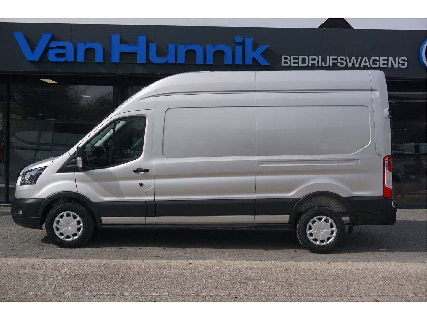 Ford Transit 350L 130PK L3H3 BPM VRIJ!! Airco, Cruise, Camera, Trekhaak!! NR. J01*