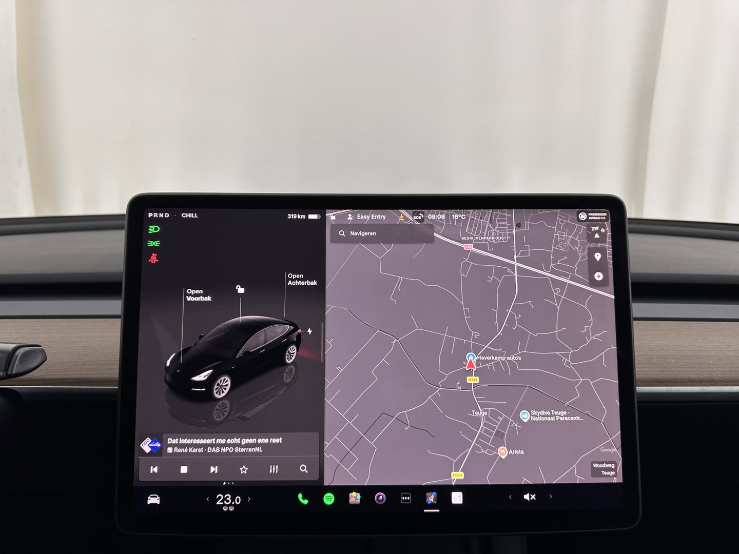 Tesla Model 3 Standard RWD Plus 60 kWh [ 3-Fase-11kW] {SOH-91%} (INCL-BTW) Aut. *HEATPUMP | PANO | AUTOPILOT | LEATHER | KEYLESS | FULL-LED | MEMORY-PACK | TOPVIEW | DAB | CARPLAY | DIGI-COCKPIT | LANE-ASSIST | COMFORTSEATS | 19"ALU*