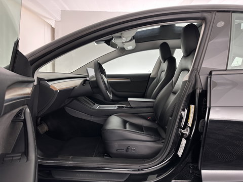 Tesla Model 3 Standard RWD Plus 60 kWh [ 3-Fase-11kW] {SOH-91%} (INCL-BTW) Aut. *HEATPUMP | PANO | AUTOPILOT | LEATHER | KEYLESS | FULL-LED | MEMORY-PACK | TOPVIEW | DAB | CARPLAY | DIGI-COCKPIT | LANE-ASSIST | COMFORTSEATS | 19"ALU*