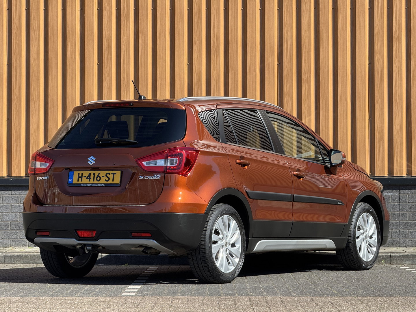 Suzuki S-Cross 1.0 Boosterjet Select | Origineel Nederlands | NAP! | Navigatie | Trekhaak | Camera | Cruise Control | Stoelverwarming | Isofix | Bluetooth | Apple Carplay | Android Auto |