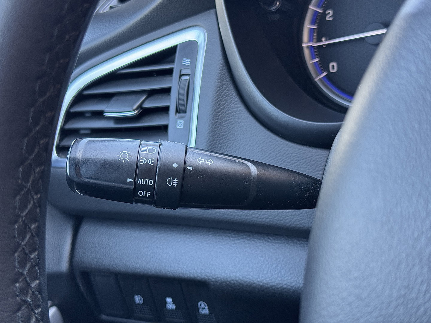 Suzuki S-Cross 1.0 Boosterjet Select | Origineel Nederlands | NAP! | Navigatie | Trekhaak | Camera | Cruise Control | Stoelverwarming | Isofix | Bluetooth | Apple Carplay | Android Auto |