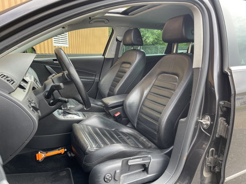 Volkswagen Passat Variant 2.0 TFSI Highline | Panoramadak | Cruise Control | Parkeersensoren | Centrale Deurvergrendeling | Bluetooth |