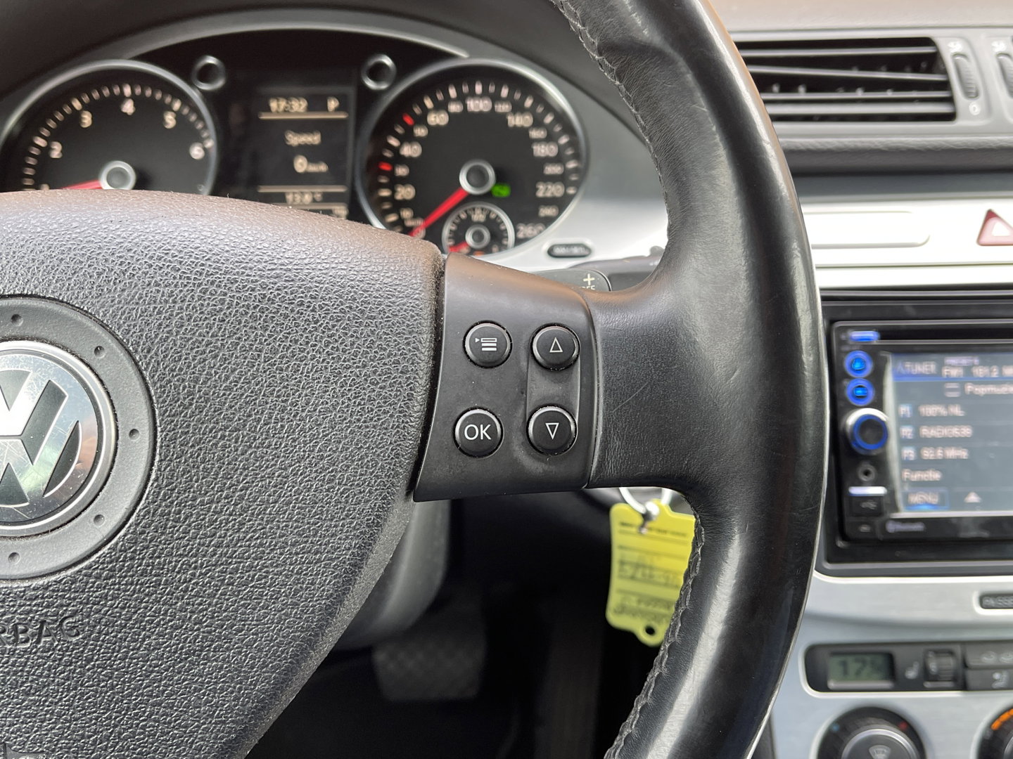 Volkswagen Passat Variant 2.0 TFSI Highline | Panoramadak | Cruise Control | Parkeersensoren | Centrale Deurvergrendeling | Bluetooth |