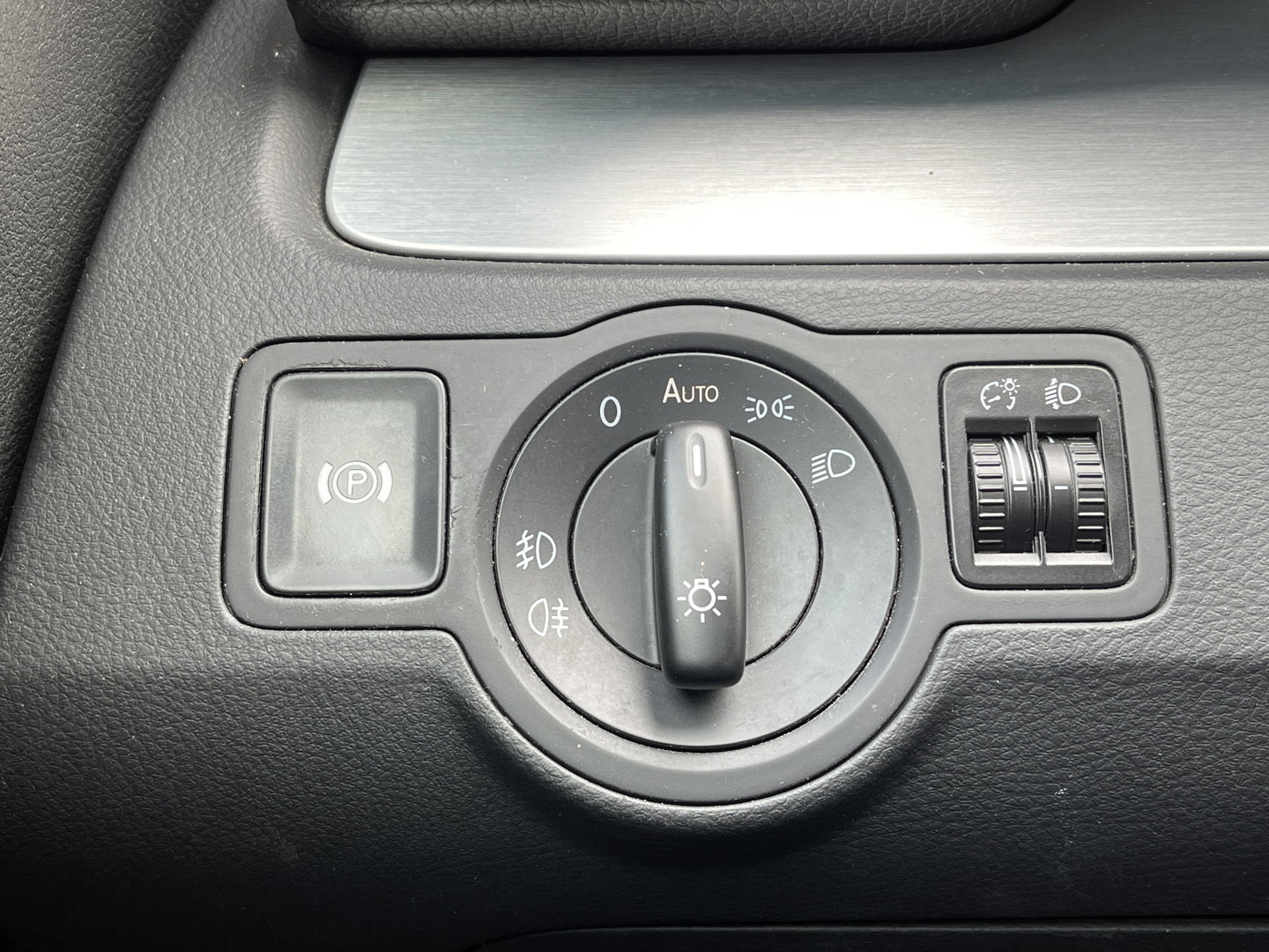 Volkswagen Passat Variant 2.0 TFSI Highline | Panoramadak | Cruise Control | Parkeersensoren | Centrale Deurvergrendeling | Bluetooth |