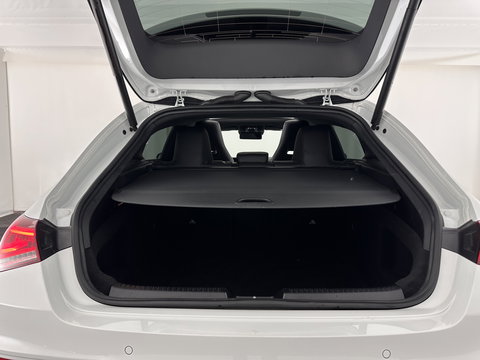 Mercedes-Benz CLA-Klasse Shooting Brake 200 d Business Solution AMG (INCL-BTW) *PANO | DISTRONIC | LEATHER-MICROFIBRE | MULITBEAM | AMBIENTLIGHT | BLINDSPOT | HEATED-SPORTSEATS | WIDESCREEN-DIGICOCKPIT | DAB+ | NAVI-FULLMAP | CAMERA | PRIVACYGLASS | 18''ALU*