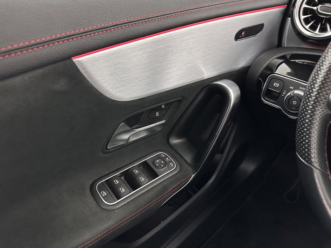 Mercedes-Benz CLA-Klasse Shooting Brake 200 d Business Solution AMG (INCL-BTW) *PANO | DISTRONIC | LEATHER-MICROFIBRE | MULITBEAM | AMBIENTLIGHT | BLINDSPOT | HEATED-SPORTSEATS | WIDESCREEN-DIGICOCKPIT | DAB+ | NAVI-FULLMAP | CAMERA | PRIVACYGLASS | 18''ALU*