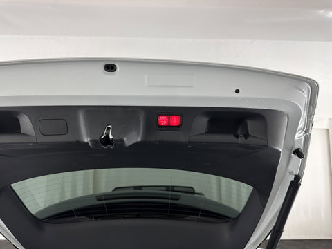 Mercedes-Benz CLA-Klasse Shooting Brake 200 d Business Solution AMG (INCL-BTW) *PANO | DISTRONIC | LEATHER-MICROFIBRE | MULITBEAM | AMBIENTLIGHT | BLINDSPOT | HEATED-SPORTSEATS | WIDESCREEN-DIGICOCKPIT | DAB+ | NAVI-FULLMAP | CAMERA | PRIVACYGLASS | 18''ALU*