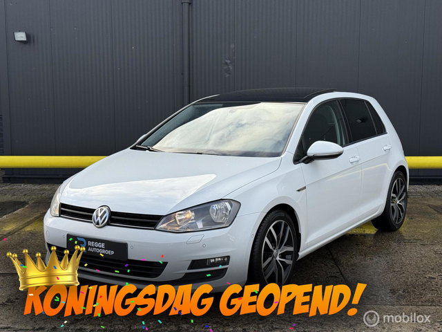 Volkswagen Golf - 1.2 TSI CUP Edition PANORAMADAK