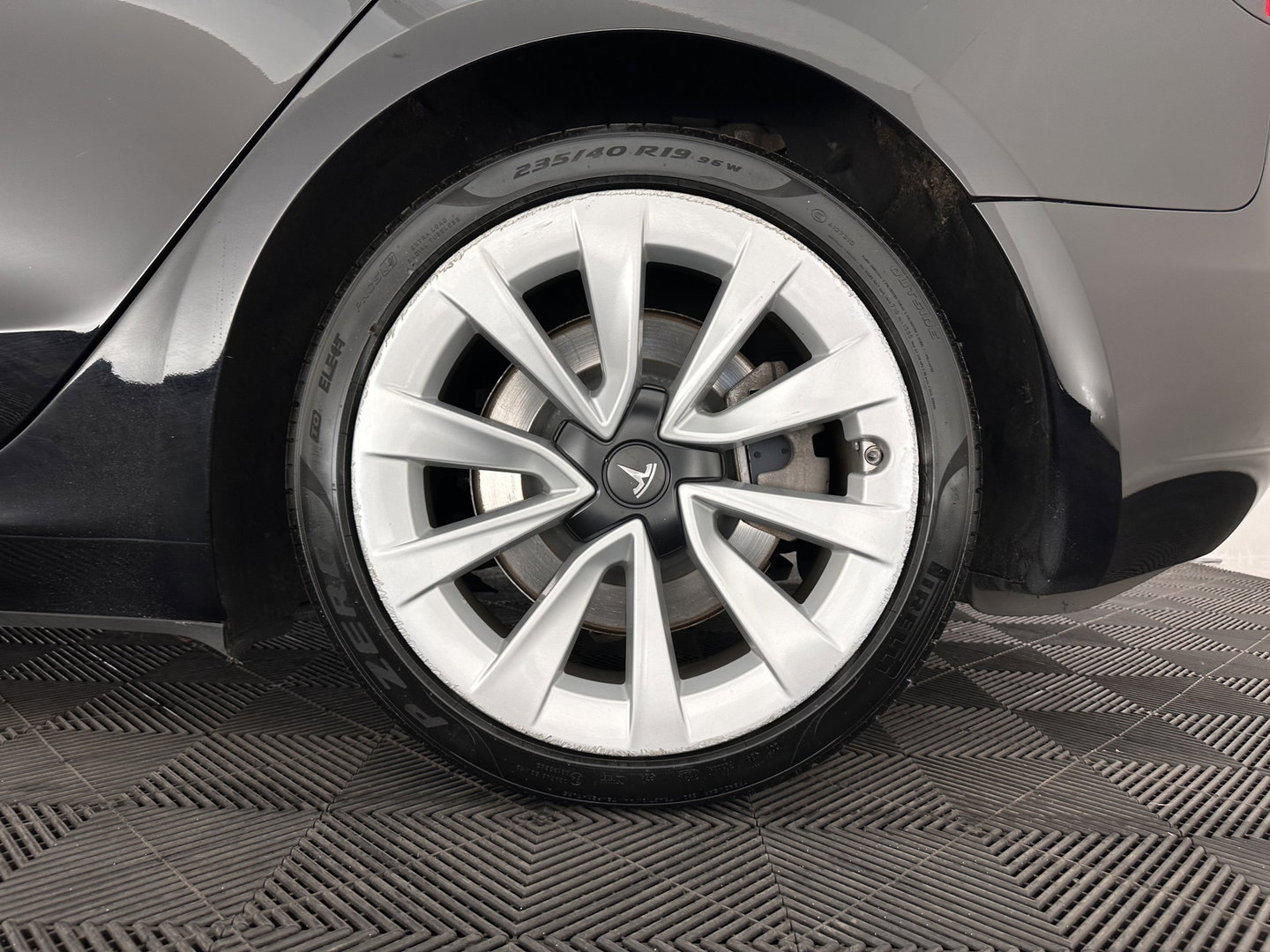 Tesla Model 3 Standard RWD Plus 60 kWh (⚠️electric motor makes a scraping noise ⚠️) [ 3-Fase-11kW ] {SOH-88%]  (INCL-BTW) Aut. *PANO | AUTOPILOT | LEATHER | KEYLESS | FULL-LED | MEMORY-PACK | TOPVIEW | DAB | CARPLAY | DIGI-COCKPIT | LANE-ASSIST | COMFORTSEATS | 19"ALU*