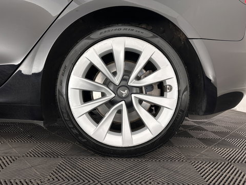 Tesla Model 3 Standard RWD Plus 60 kWh (⚠️electric motor makes a scraping noise ⚠️) [ 3-Fase-11kW ] {SOH-88%]  (INCL-BTW) Aut. *PANO | AUTOPILOT | LEATHER | KEYLESS | FULL-LED | MEMORY-PACK | TOPVIEW | DAB | CARPLAY | DIGI-COCKPIT | LANE-ASSIST | COMFORTSEATS | 19"ALU*