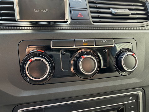 Volkswagen Caddy 2.0 TDI 102pk L2H1 BMT Maxi Comfortline / vaste prijs rijklaar € 10.950 ex btw / lease vanaf € 185 / euro 6 / bpm vrij / imperial / airco / cruise / trekhaak / pdc achter !