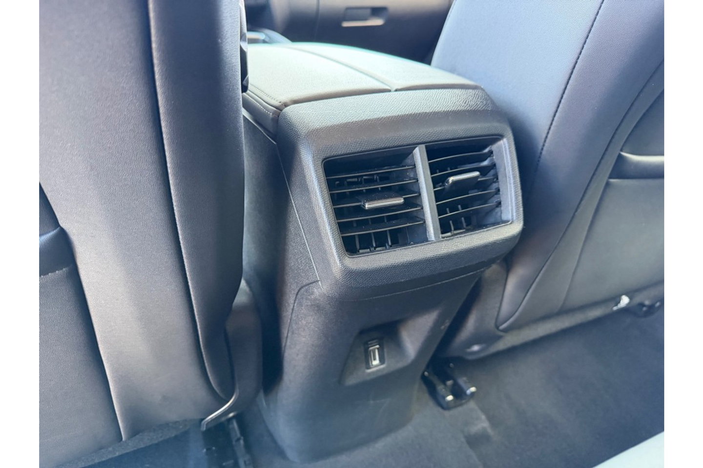 Citroën C5 Aircross 1.2 PURETECH BNS AUTOMAAT NAVI LMV PDC-CAMERA