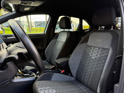 Volkswagen Taigo 1.5 TSI R-Line Keyless|IQ-Lights|150PK|ACC|Carplay|Camera|Virtual-cockpit