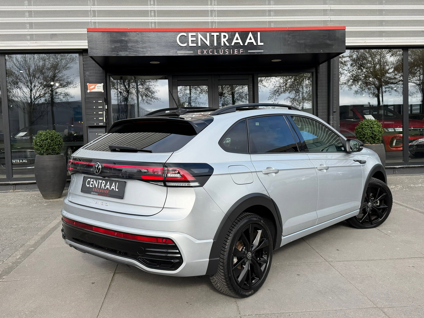 Volkswagen Taigo 1.5 TSI R-Line Keyless|IQ-Lights|150PK|ACC|Carplay|Camera|Virtual-cockpit