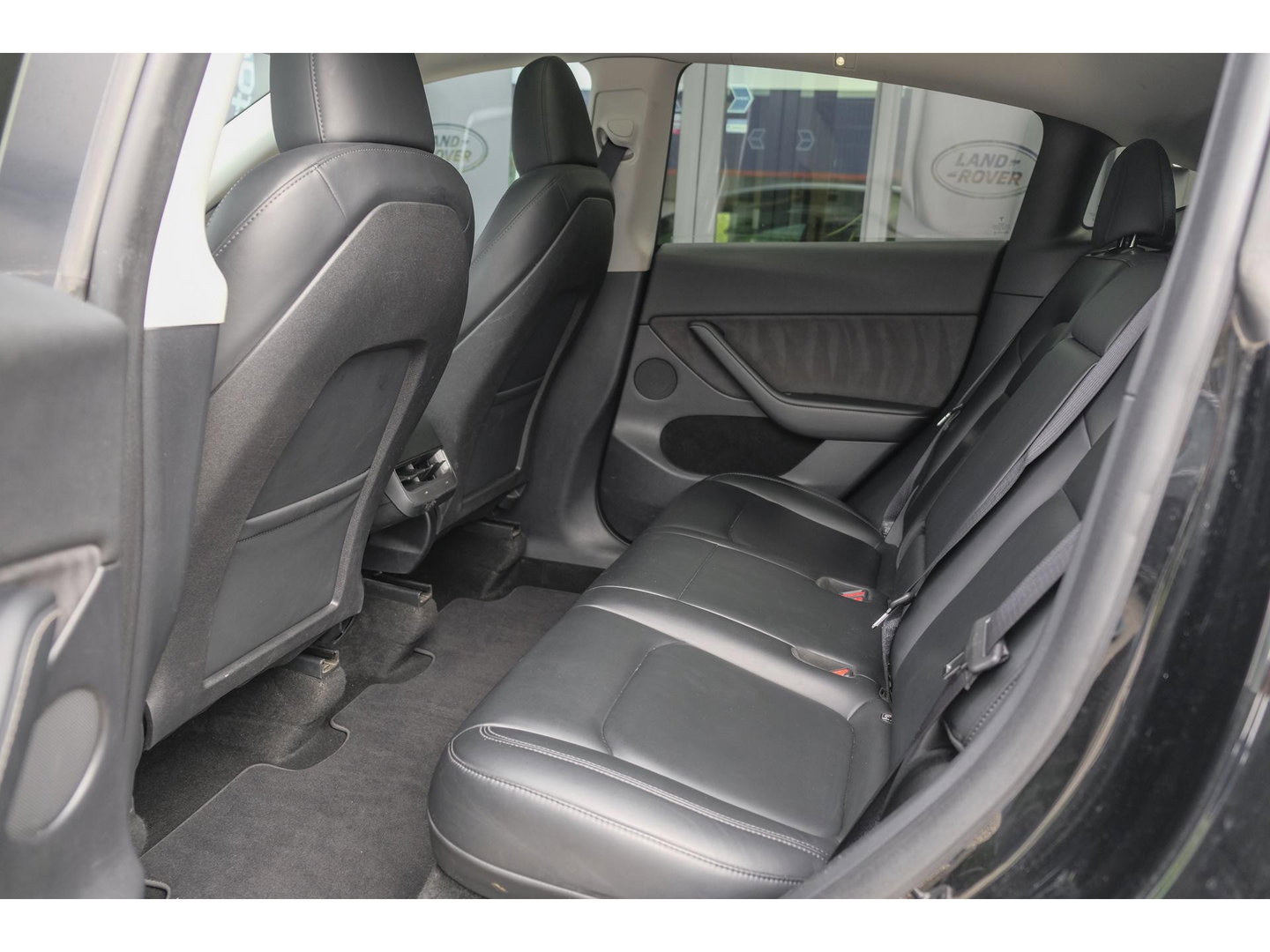 Tesla Model Y RWD 58 kWh Autopilot *BTW* *SOH 93%* 1e eigenaar Black Edition NLauto 20" LMV