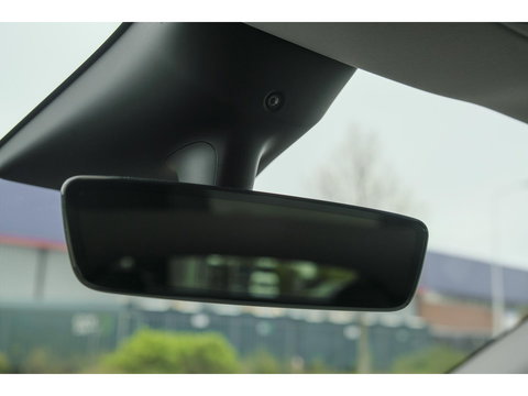 Tesla Model Y RWD 58 kWh Autopilot *BTW* *SOH 93%* 1e eigenaar Black Edition NLauto 20" LMV