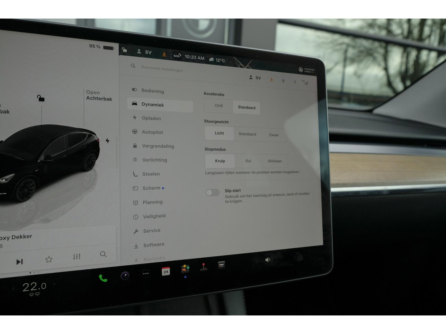 Tesla Model Y RWD 58 kWh Autopilot *BTW* *SOH 93%* 1e eigenaar Black Edition NLauto 20" LMV
