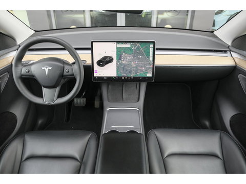 Tesla Model Y RWD 58 kWh Autopilot *BTW* *SOH 93%* 1e eigenaar Black Edition NLauto 20" LMV