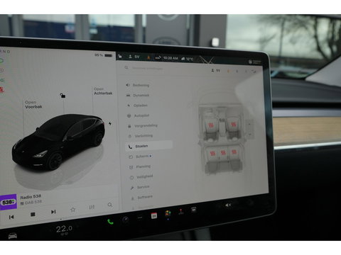 Tesla Model Y RWD 58 kWh Autopilot *BTW* *SOH 93%* 1e eigenaar Black Edition NLauto 20" LMV