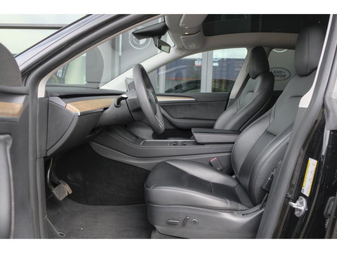 Tesla Model Y RWD 58 kWh Autopilot *BTW* *SOH 93%* 1e eigenaar Black Edition NLauto 20" LMV
