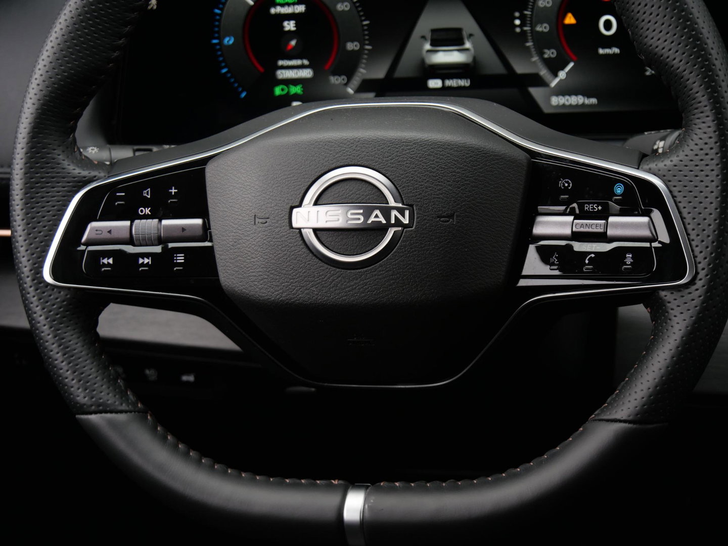 Nissan ARIYA 66kWh ADVANCE/ WARMTEPOMP/ 360° CAMERA/ ELEKT. KLEP/ SOH 99%
