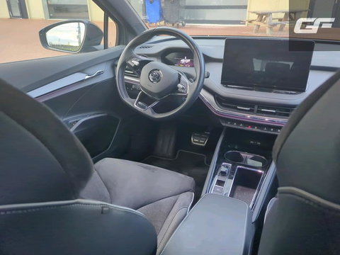 Škoda Enyaq iV 60 Sportline Carplay Camera Sfeerver. Stoel/Stuur verwarming