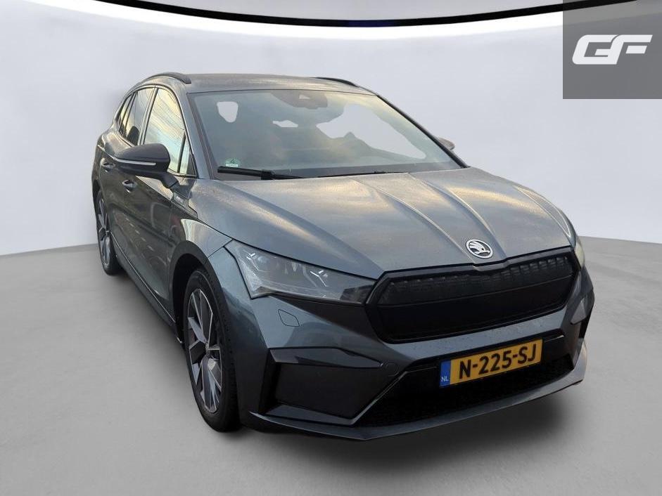 Škoda Enyaq iV 60 Sportline Carplay Camera Sfeerver. Stoel/Stuur verwarming