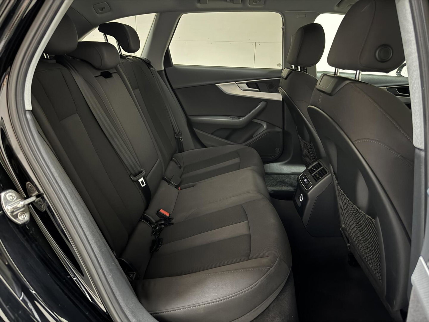 Audi A4 Avant 1.4 TFSI Sport DSG Cruise PDC Navi Climate NAP